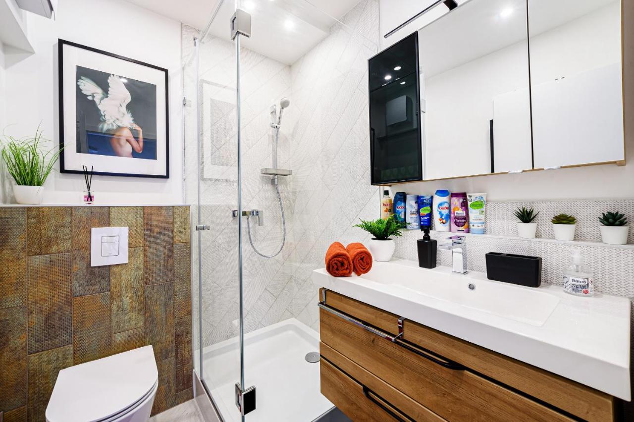 Teleki40 Apartman Gyor Central, Free Parking, Terrace Ngoại thất bức ảnh